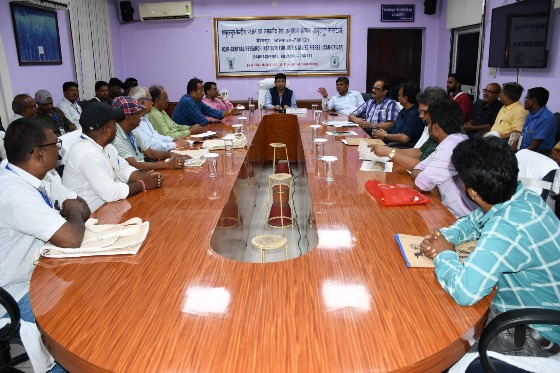 Shri S B Singh, Secretary NJB interacting with Jute farmers of the districts of Magadh and Katihar in presence of Director CRIJAF, Joint Director(A)/NJB and other Scientists of CRIJAF