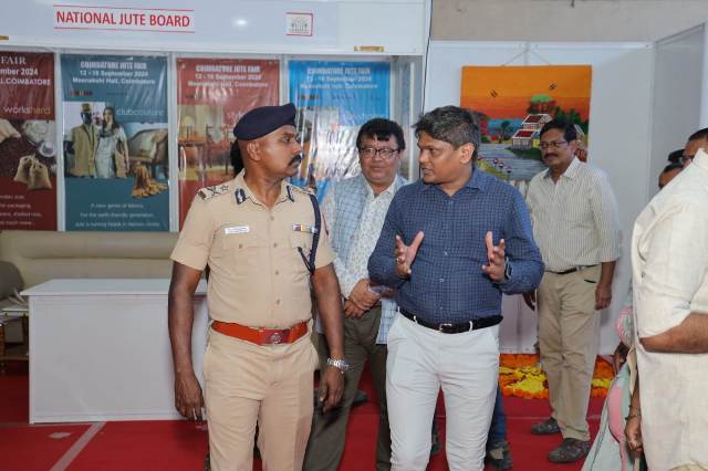 NJB Jute Fair at Coimbatore was inaugurated by Shri V. Balakrishnan, Commissioner of Police, Coimbatore, on 12.09.2024, in presence of Smt. P. Alli Rani, Director, SVIPTM, Smt. Rita Hemrajani, CMD, NHDC, and Shri Shashi Bhushan Singh, Secretary, NJB.